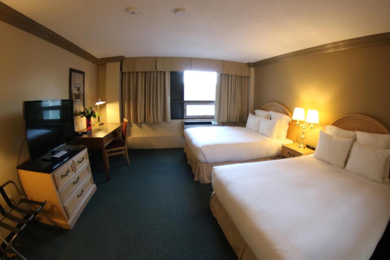 Nomad & Hotel 3*
