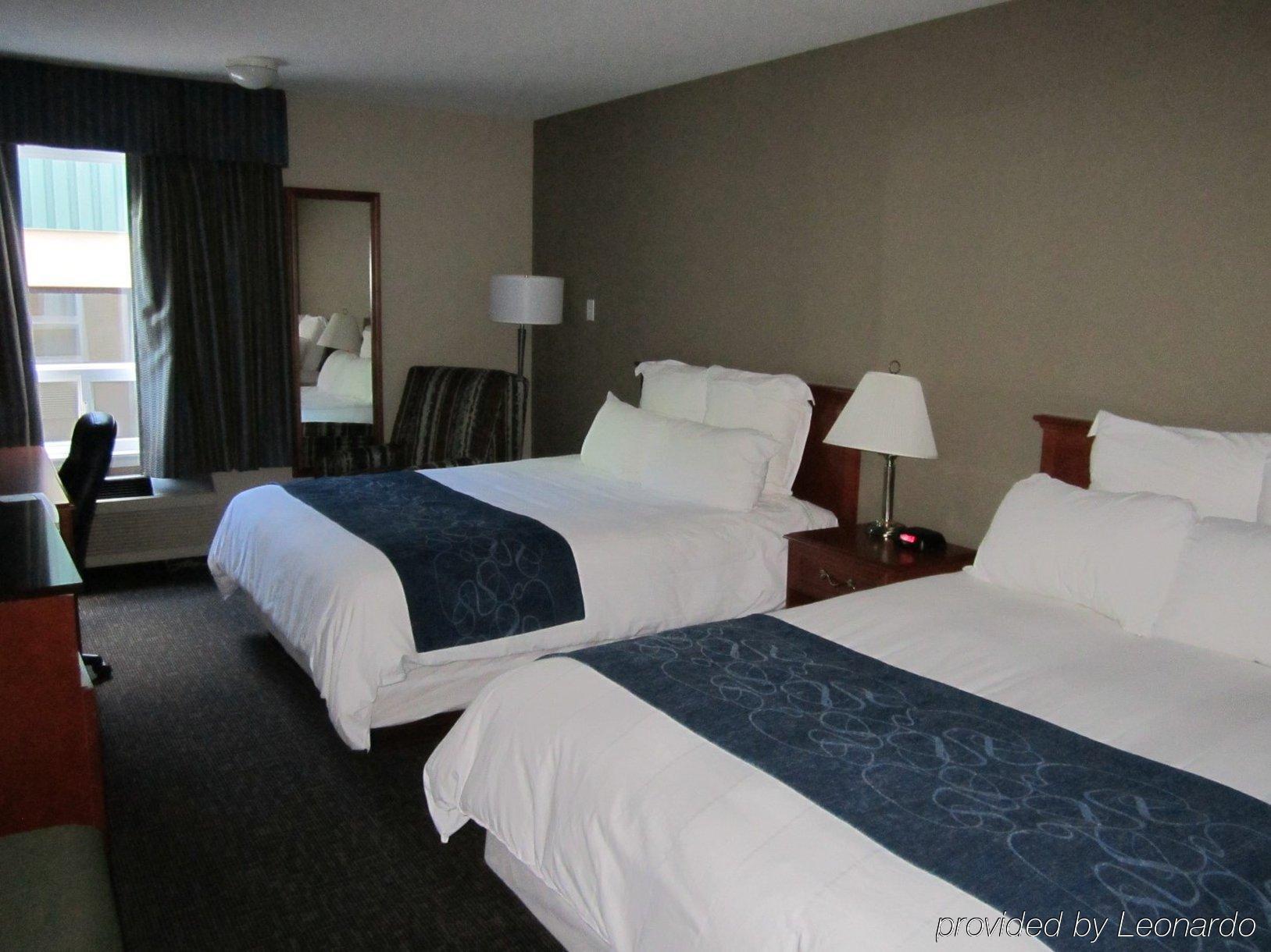 Hotel Nomad & Fort Mcmurray