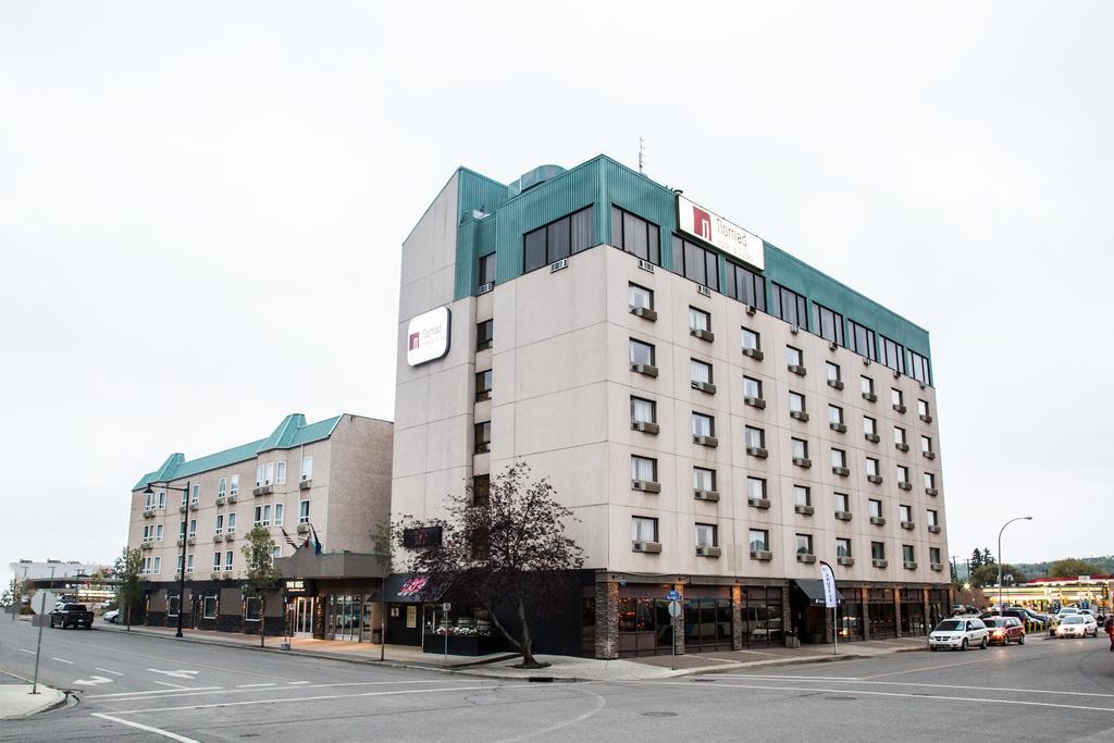 Hotel Nomad & 3*