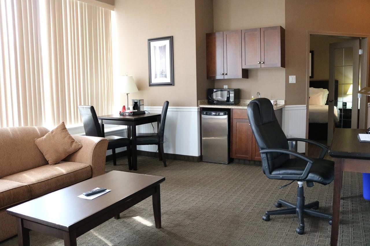 Hotel Nomad &