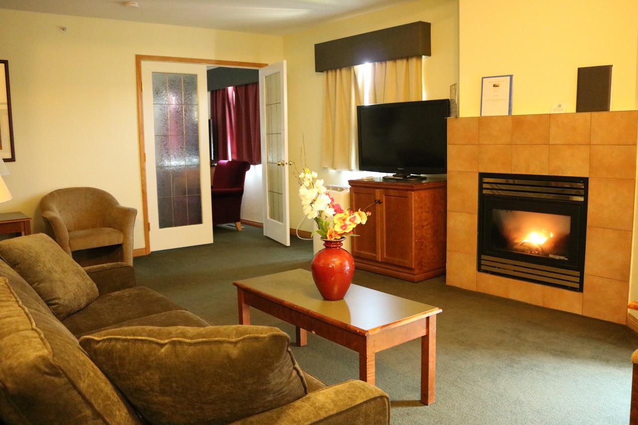 Nomad & Hotel 3*