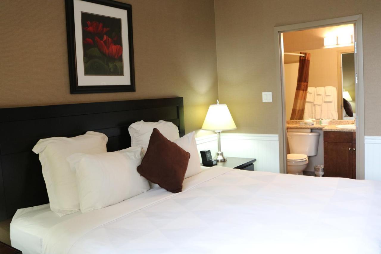 Nomad & 3* Fort Mcmurray