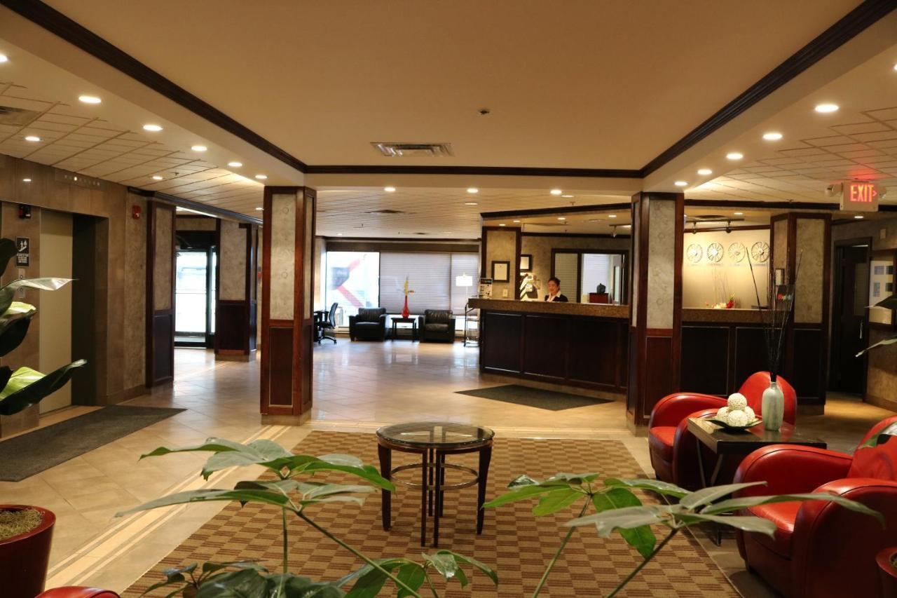 Hotel Nomad &